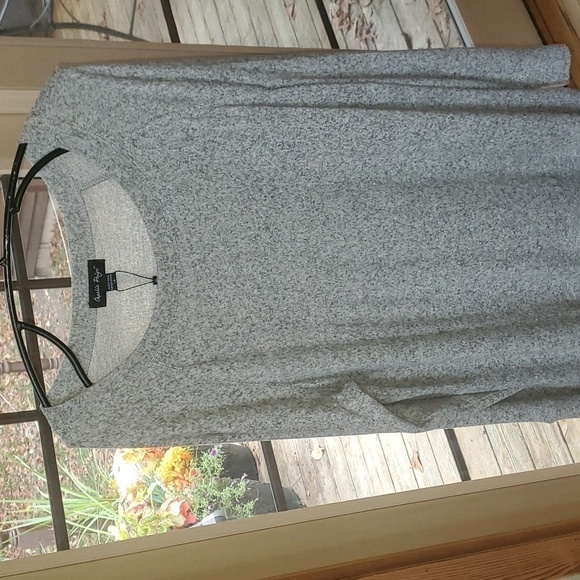 Charlie Paige Lt. Gray Sweater Long Slv Slightly Pleated ~6" Hem Line Sz L Dress - Picture 2 of 12